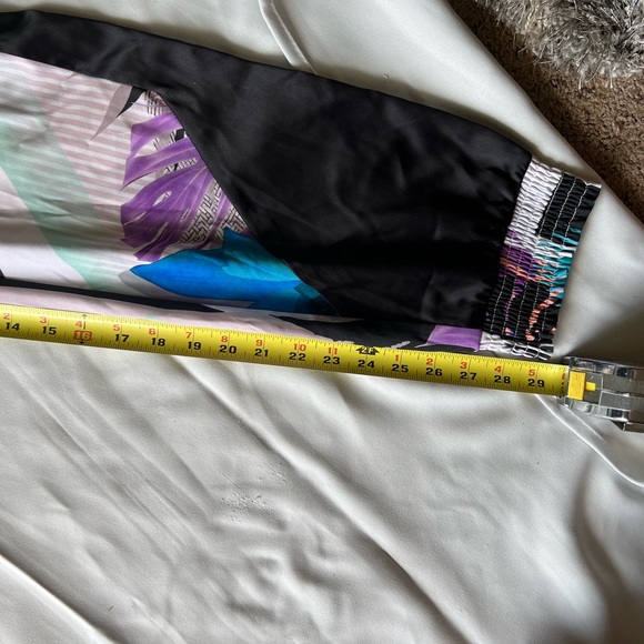 EUC Womens BeBe colorful bright floral long pants size medium - Picture 8 of 12